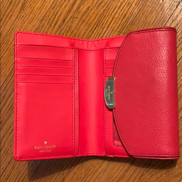 Kate Spade Wallet - Picture 2 of 4